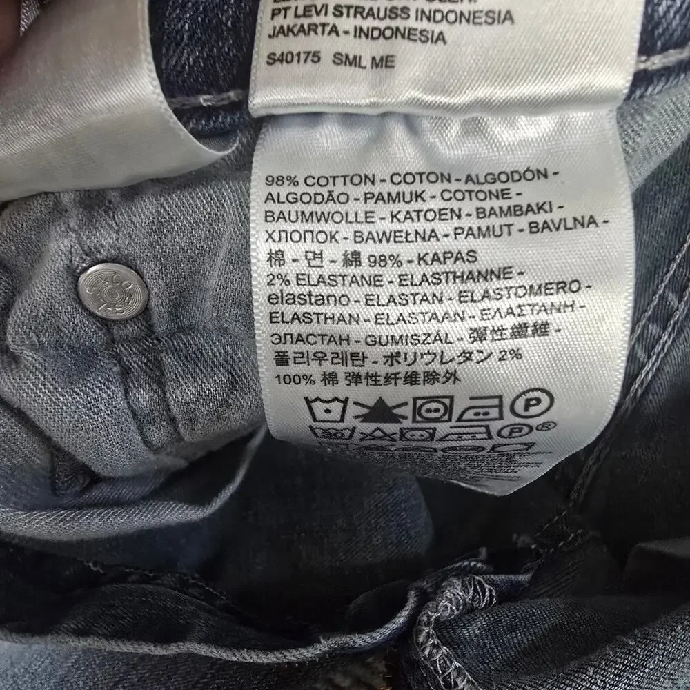 Levis 505 Jeans Mens Tag 40x32 Light Wash Distressed Straight